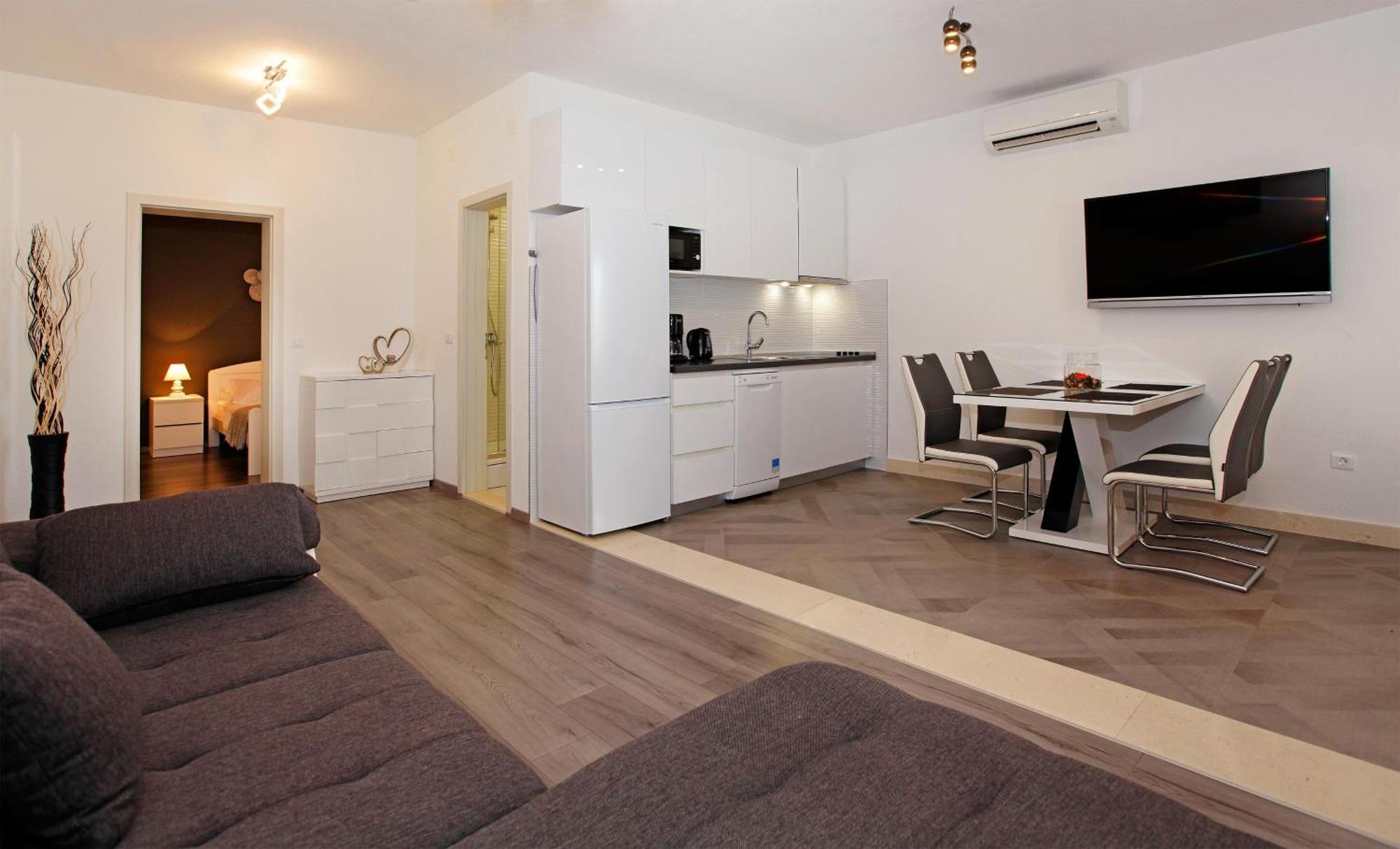 Apartments Toni Bol Luaran gambar